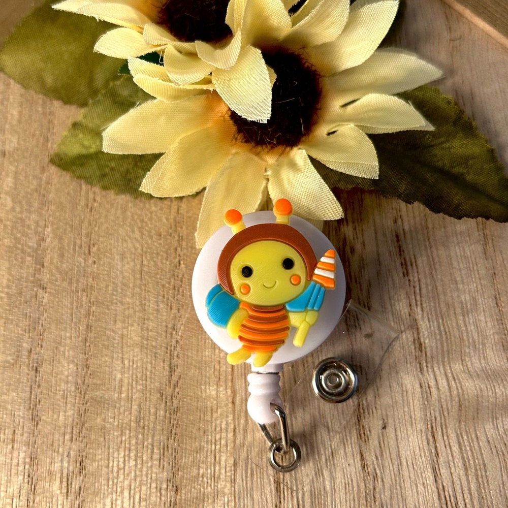Cute Bee Badge Reel